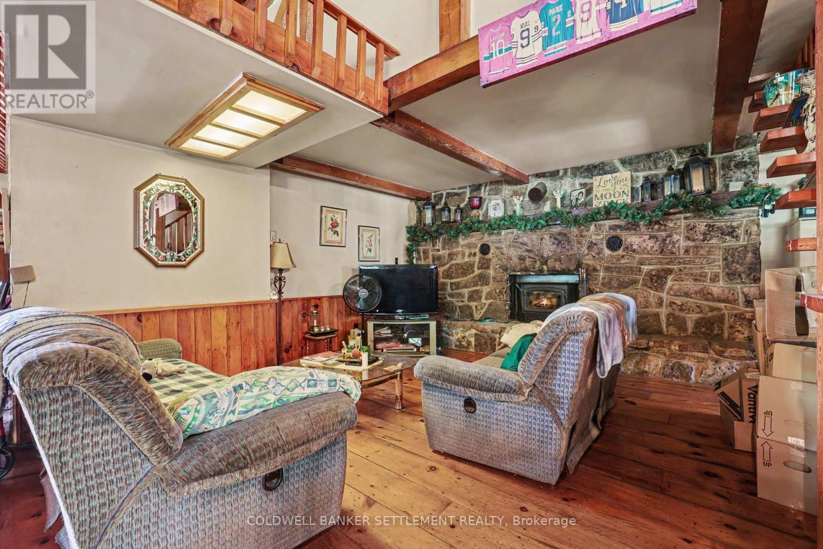 1092 RIDEAU FERRY ROAD - 13