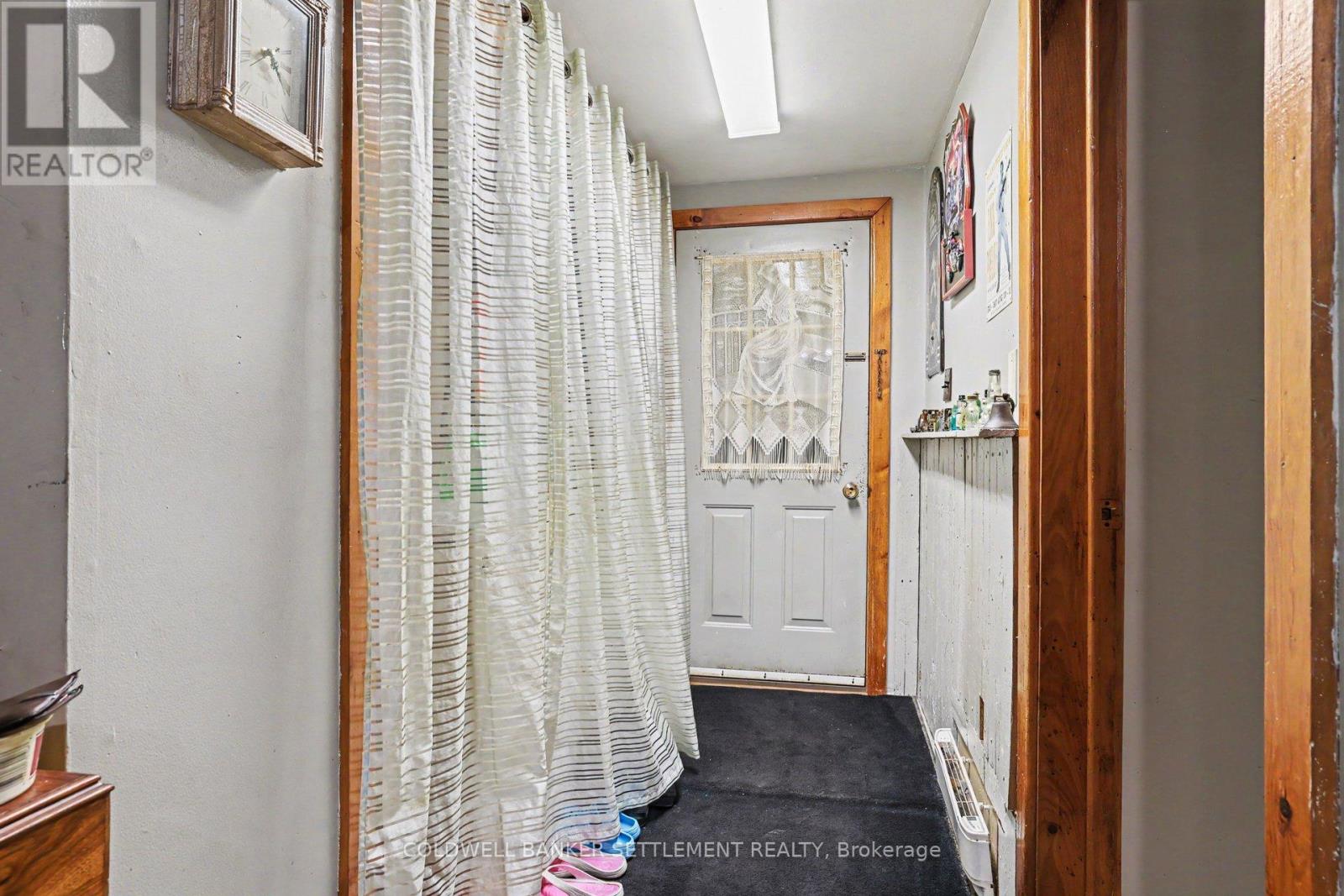 1092 RIDEAU FERRY ROAD - Image 17
