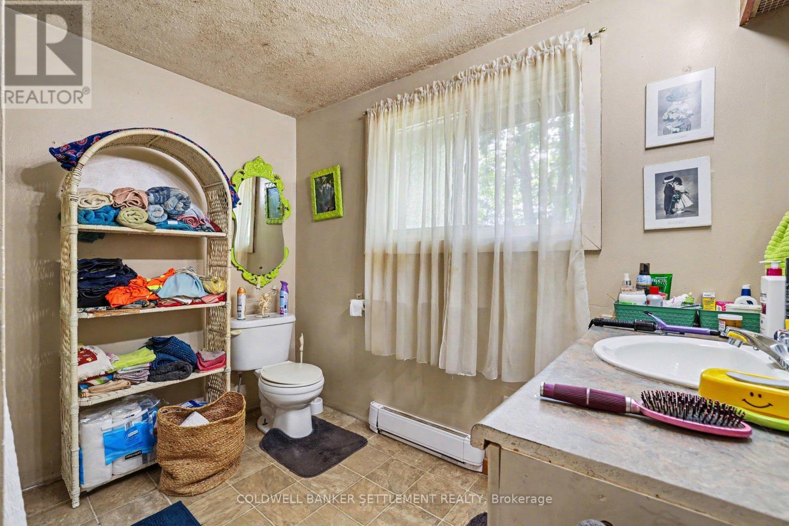 1092 RIDEAU FERRY ROAD - Image 25