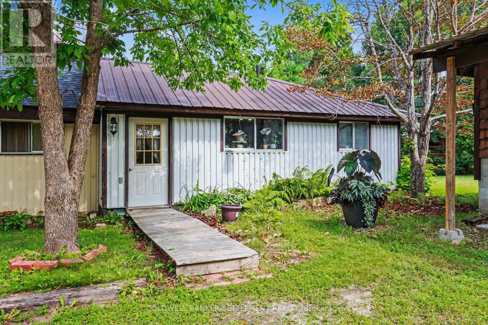 1092 RIDEAU FERRY ROAD - Image 4