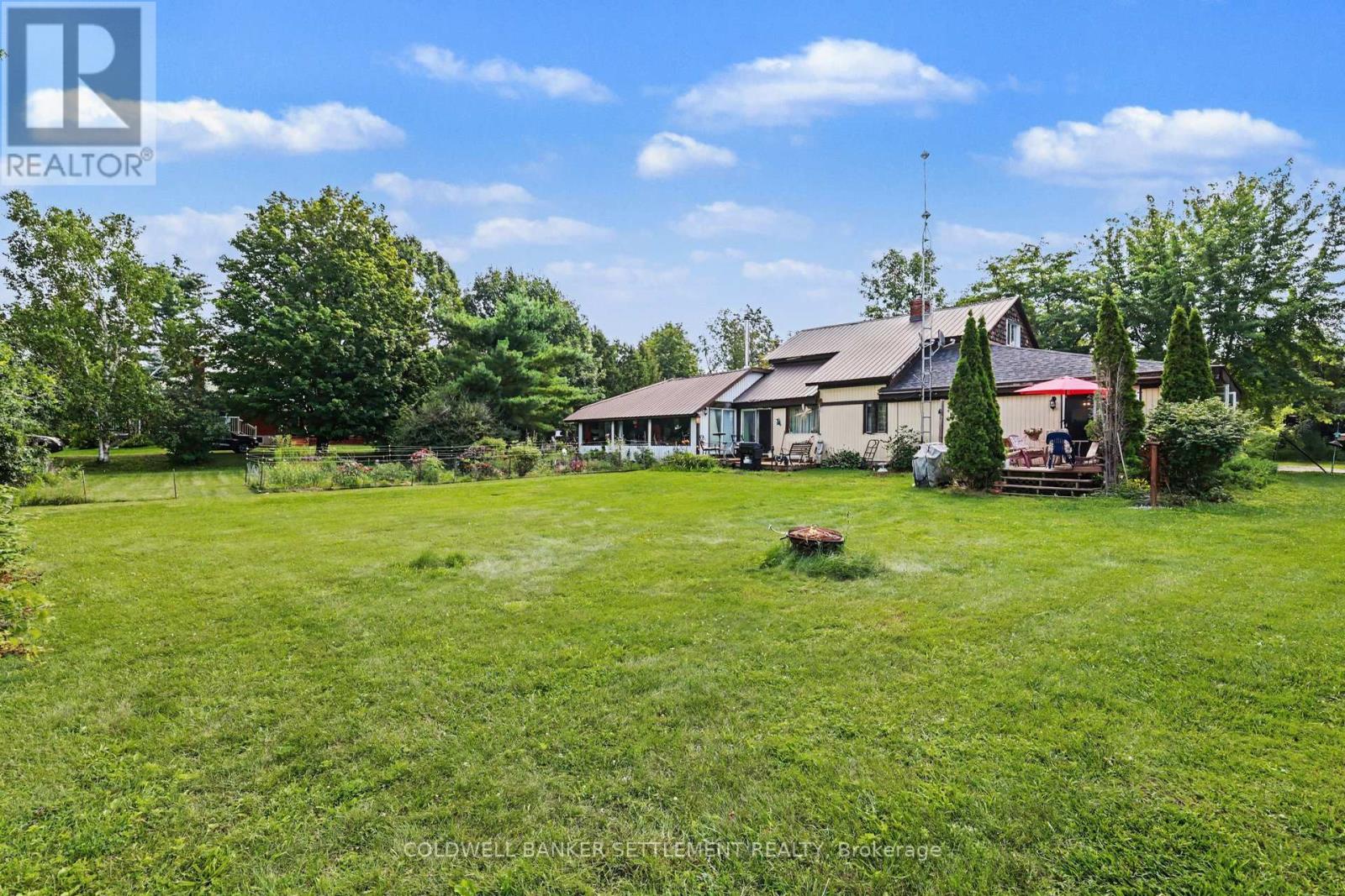 1092 RIDEAU FERRY ROAD - 6