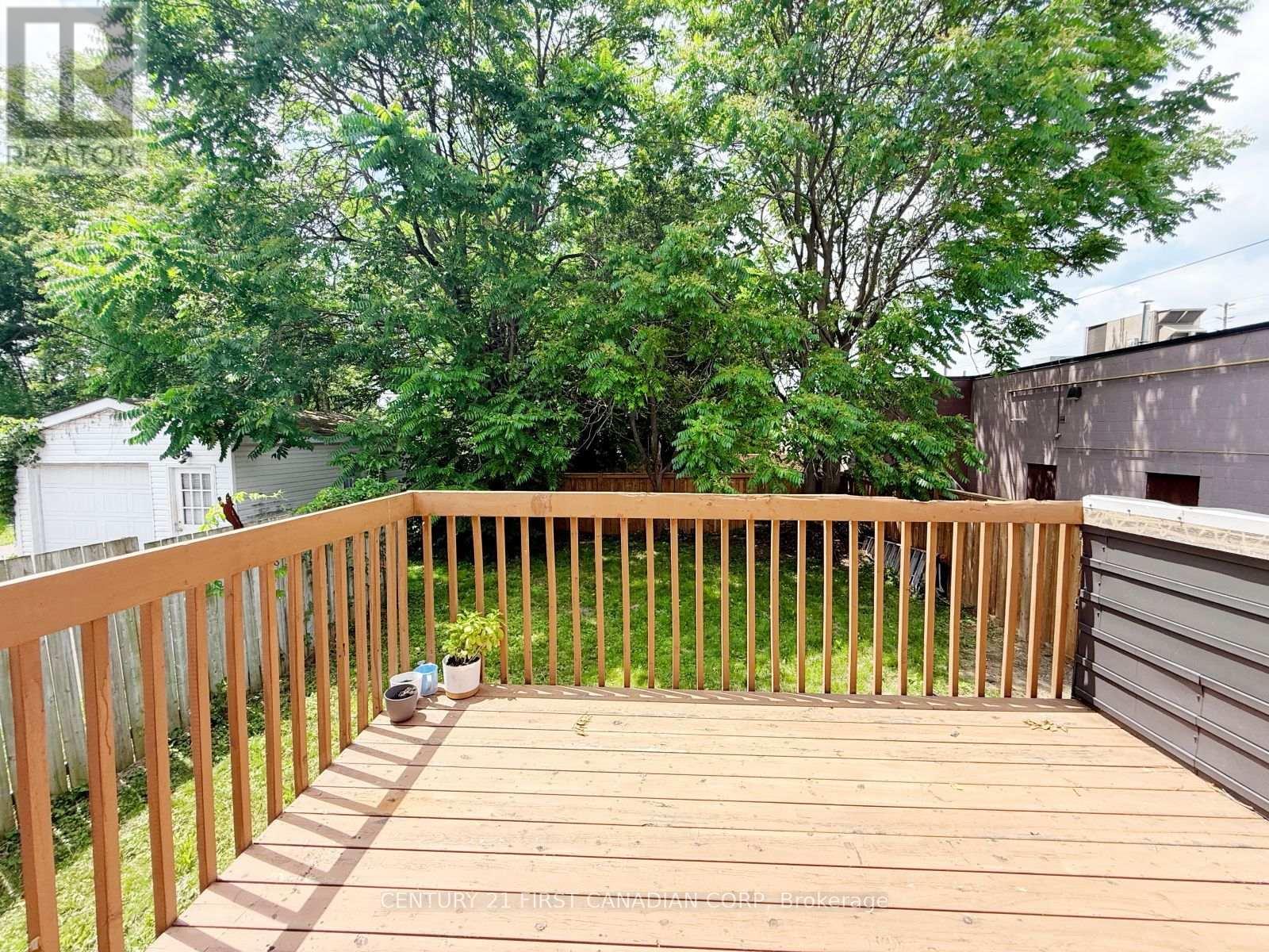 827 QUEBEC STREET - 41