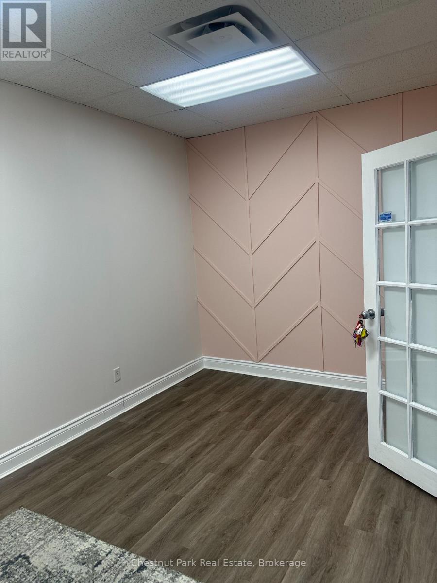 3 - 51 MAIN STREET E, Huntsville — photo 6
