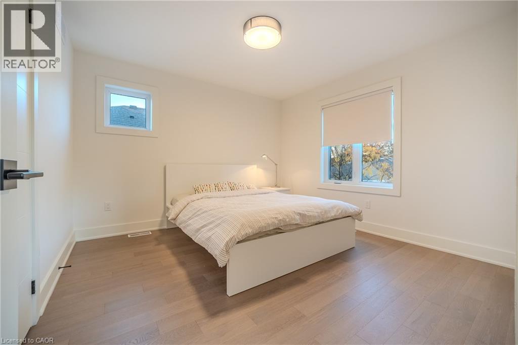 Thumbnail 18