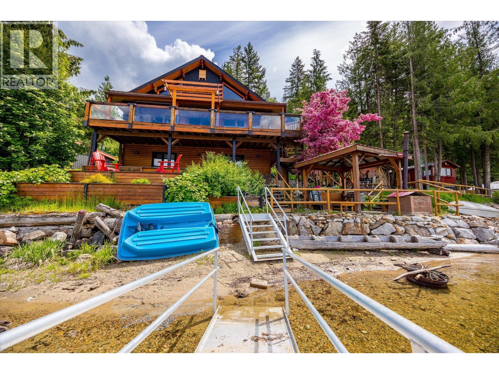 3546 MABEL LAKE Road - 61