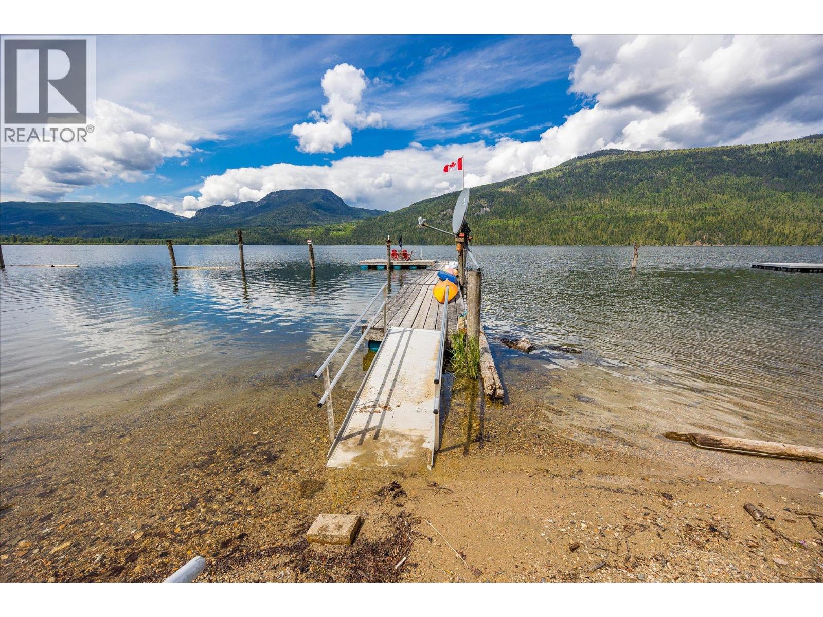 3546 MABEL LAKE Road - 51