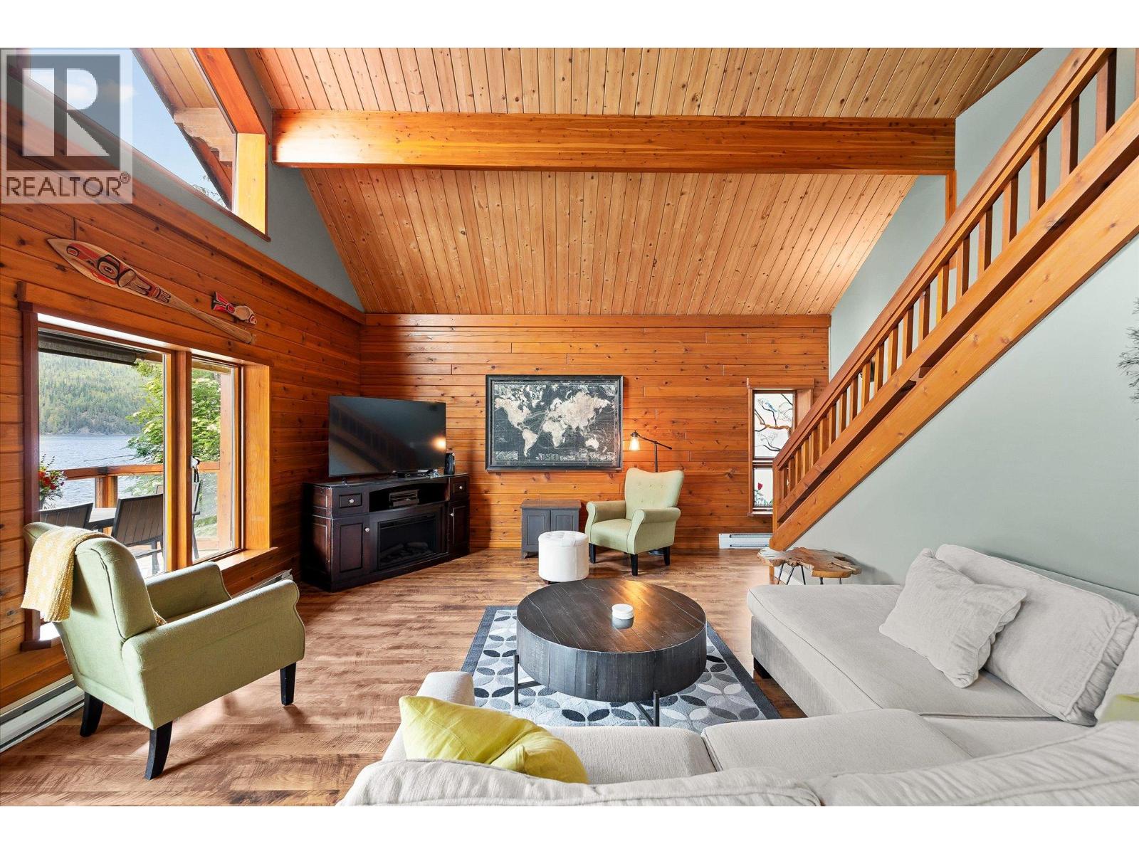 3546 MABEL LAKE Road - 11