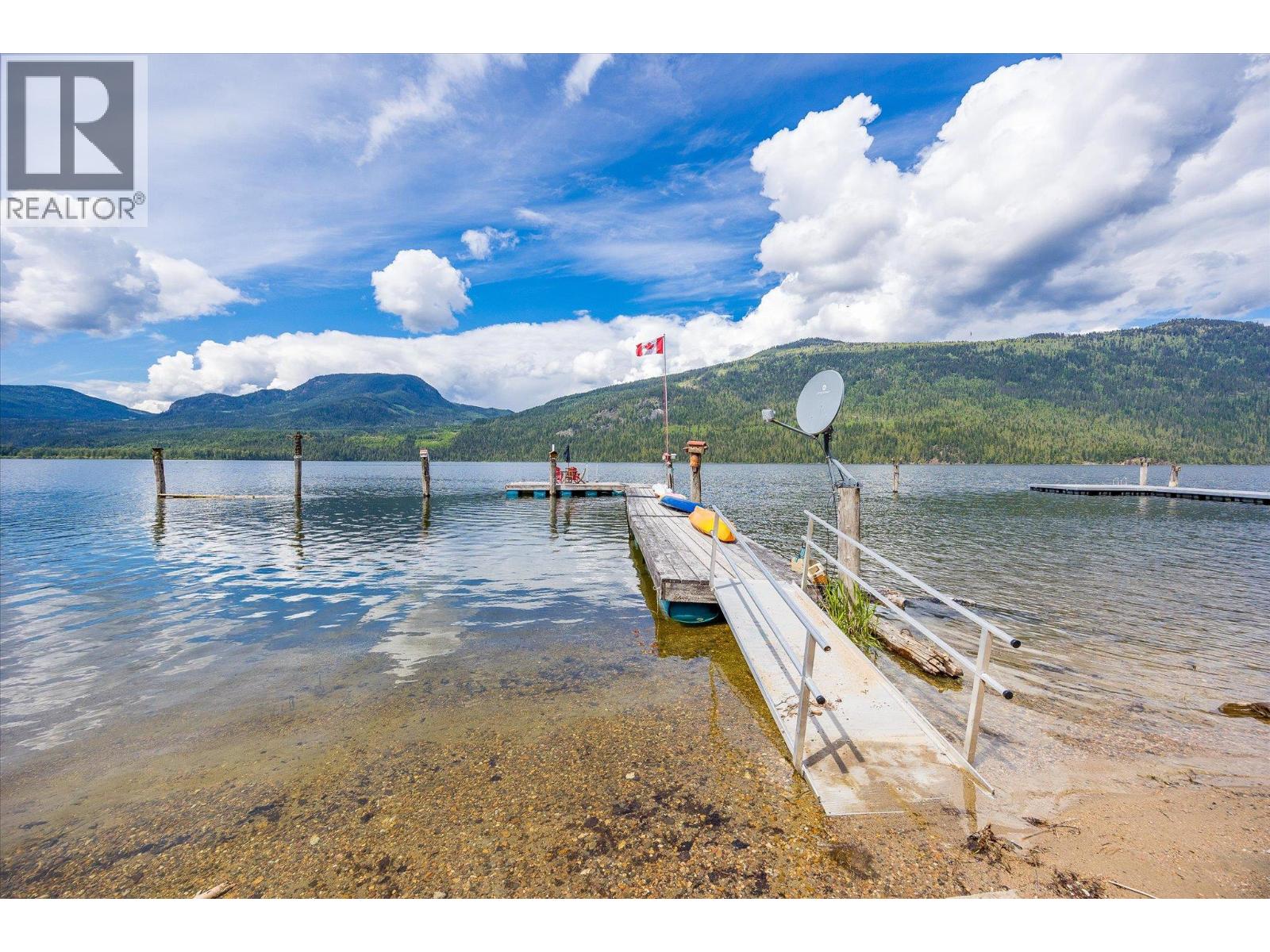 3546 MABEL LAKE Road - 64