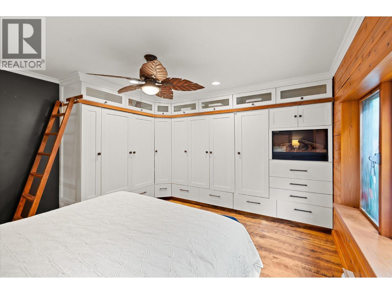 3546 MABEL LAKE Road - 27