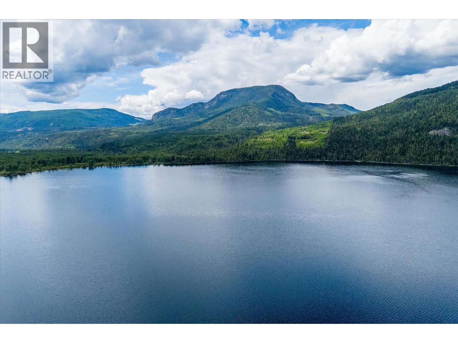3546 MABEL LAKE Road - 90