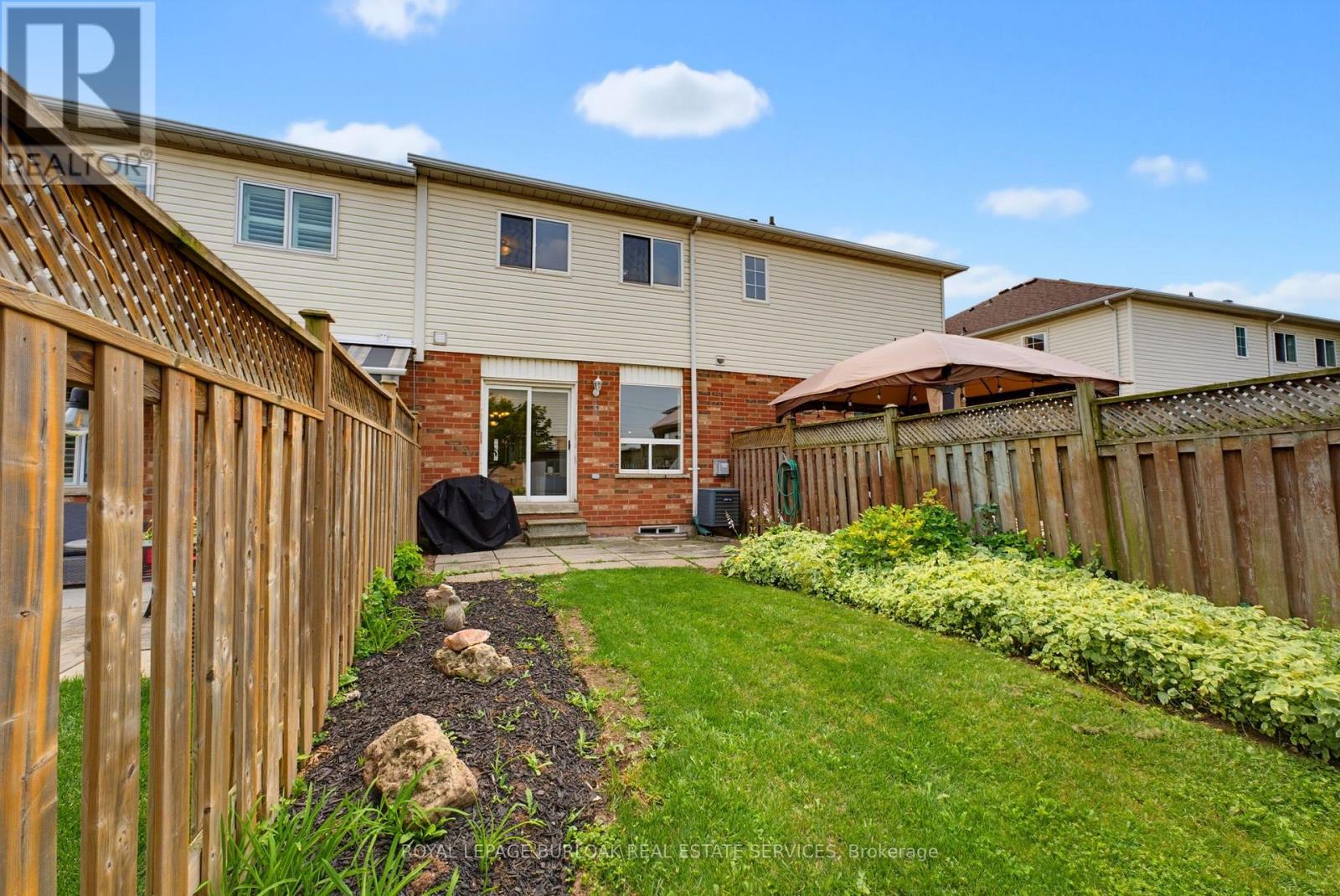 4425 PETER DRIVE - 31