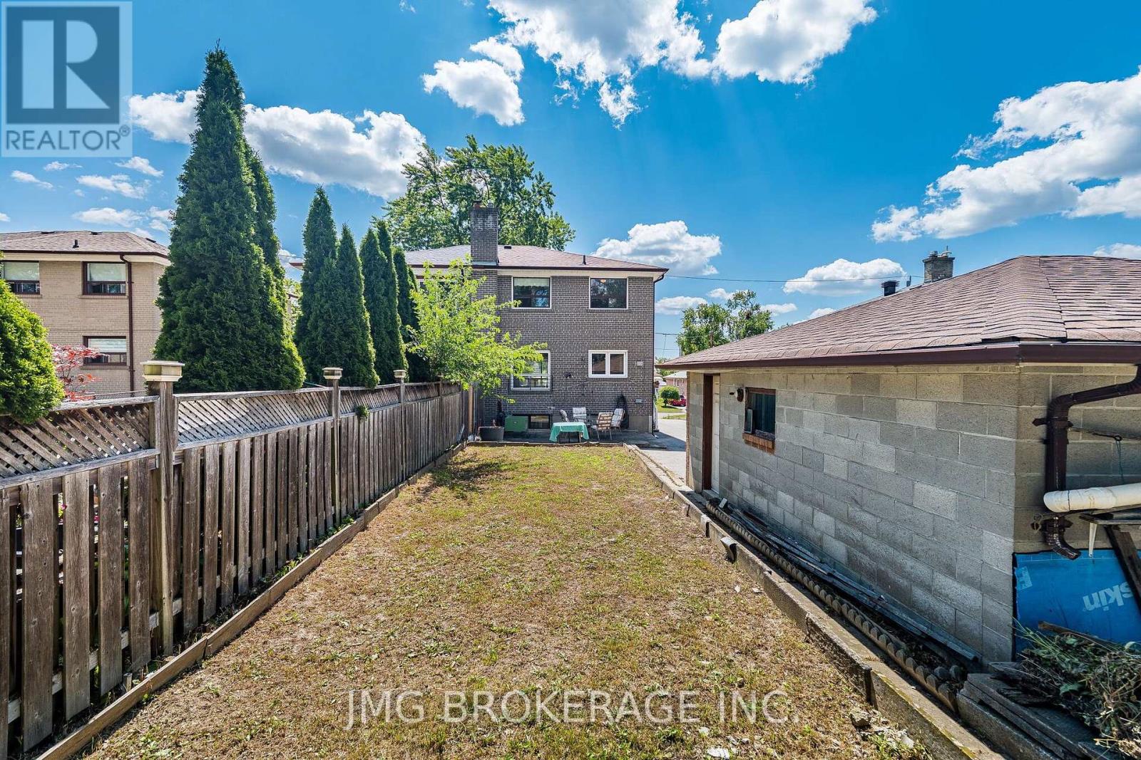 53 FOXRUN AVENUE - Image 44