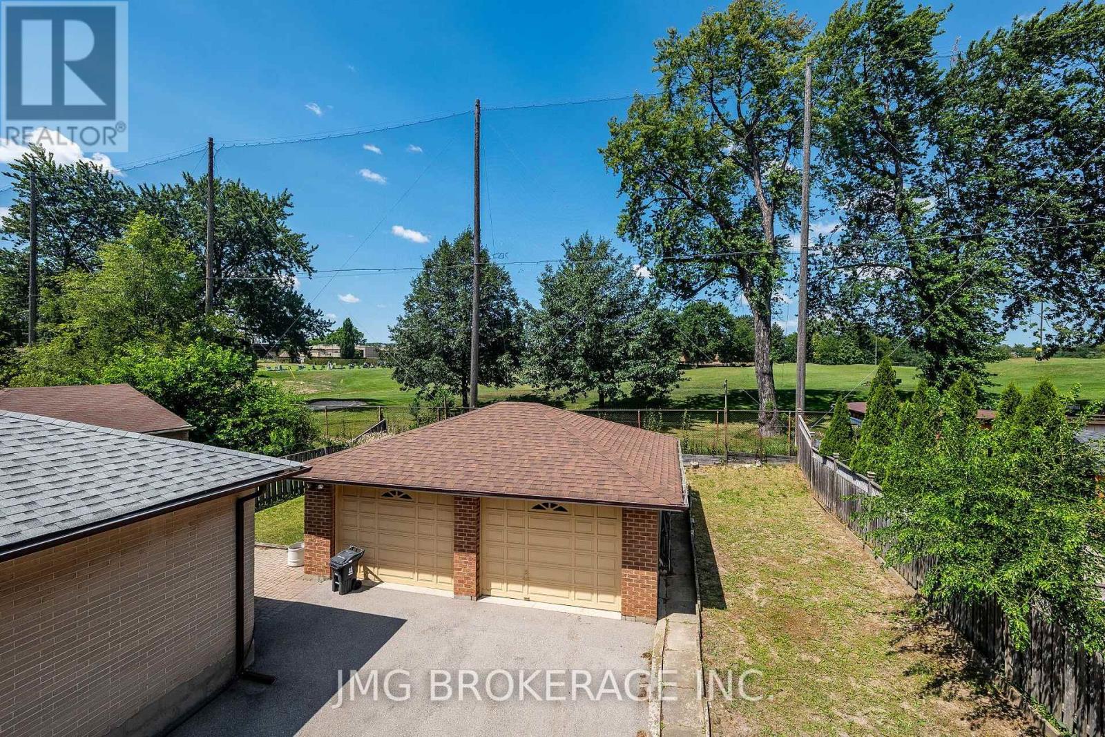53 FOXRUN AVENUE - 46