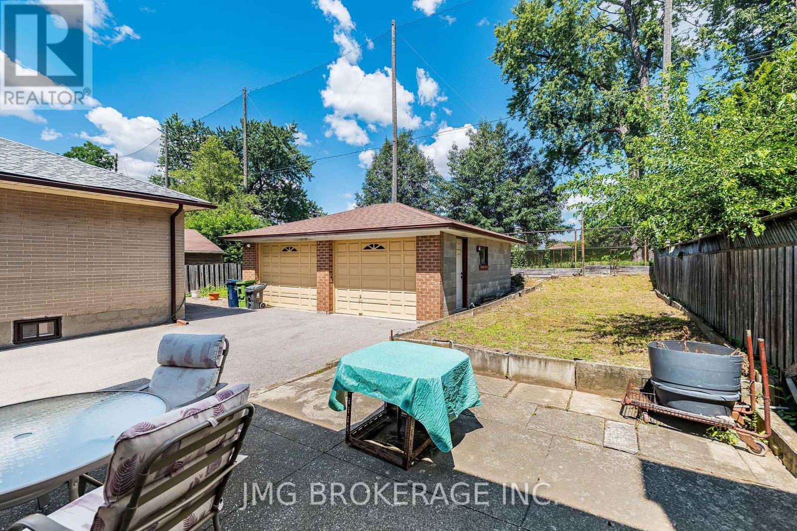 53 FOXRUN AVENUE - Image 41