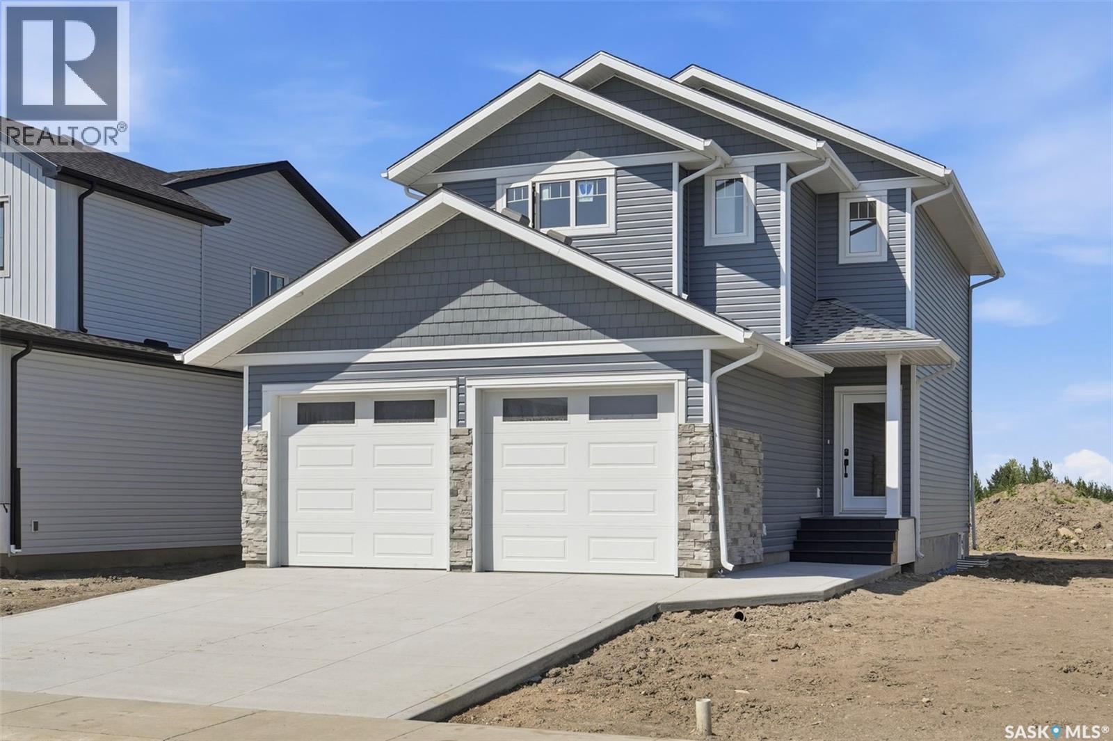 145 Emma CRESCENT - 1