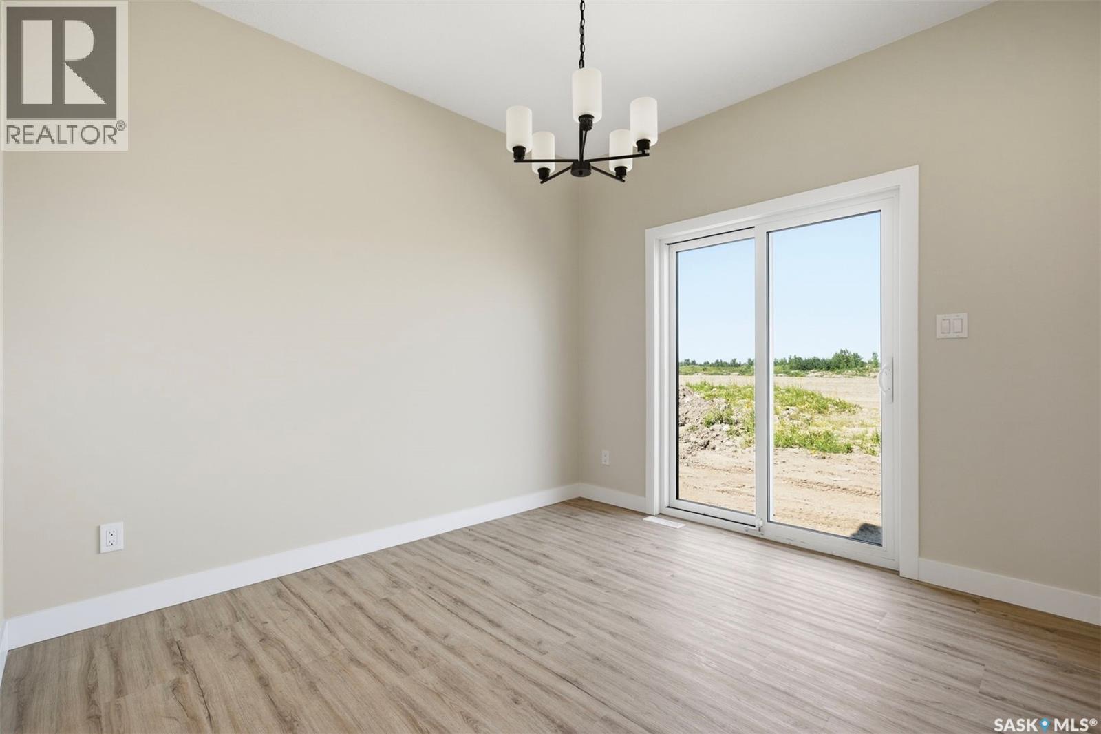 145 Emma CRESCENT - 9