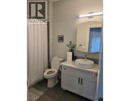 726 Coopland Crescent Unit# 2, Kelowna, BC V1Y2V1 Photo 14