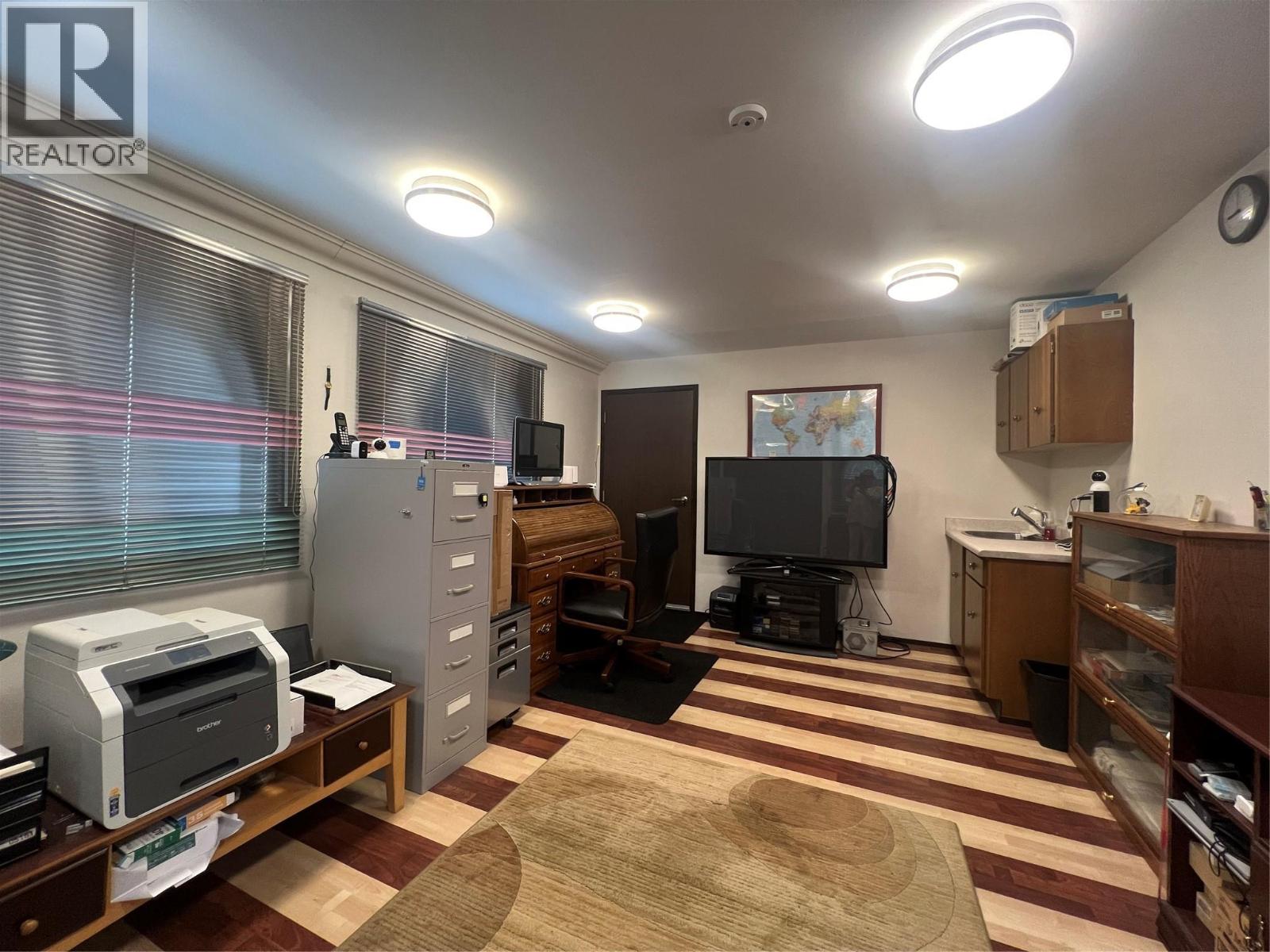 808 96 Avenue - 6