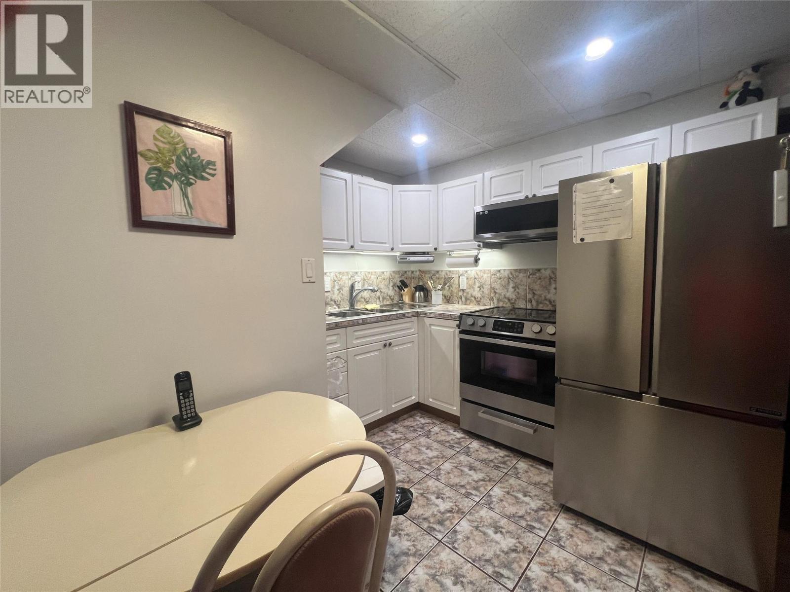 808 96 Avenue - Image 29