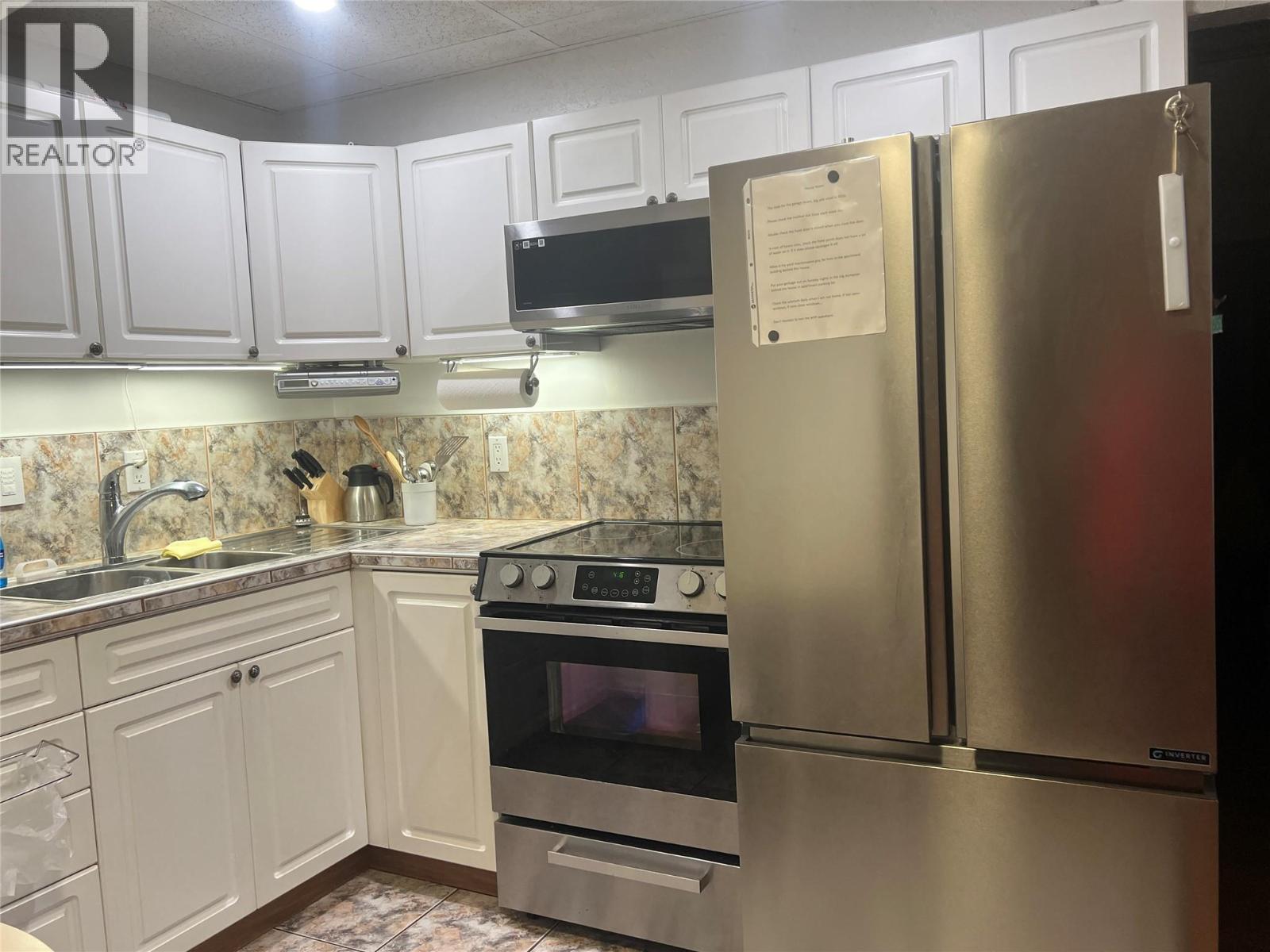 808 96 Avenue - Image 28