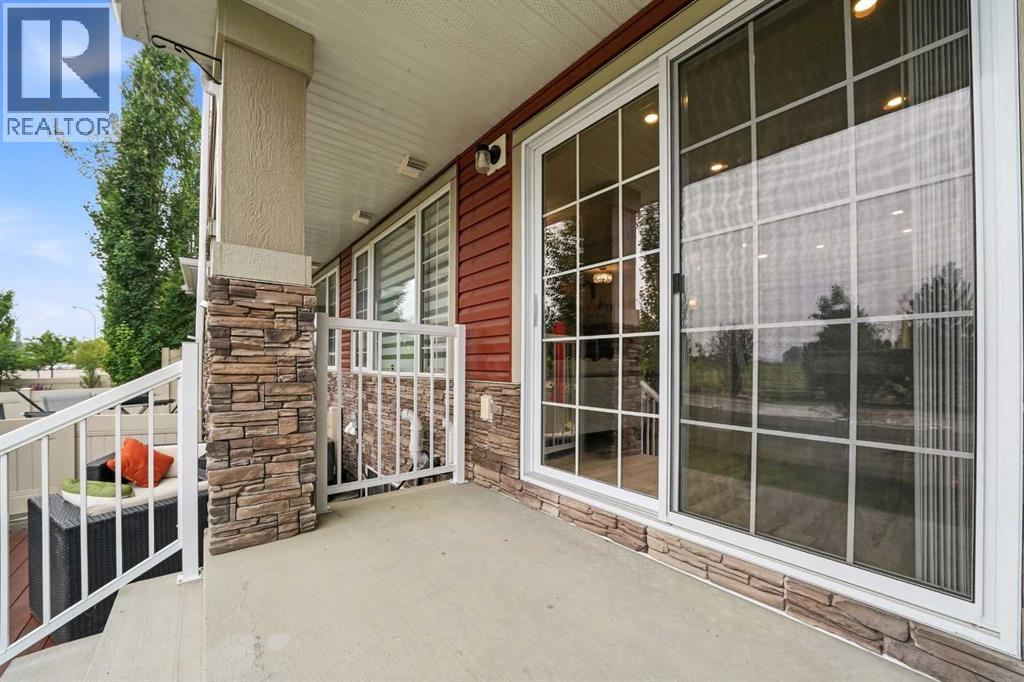 27 Golden Crescent, Red Deer