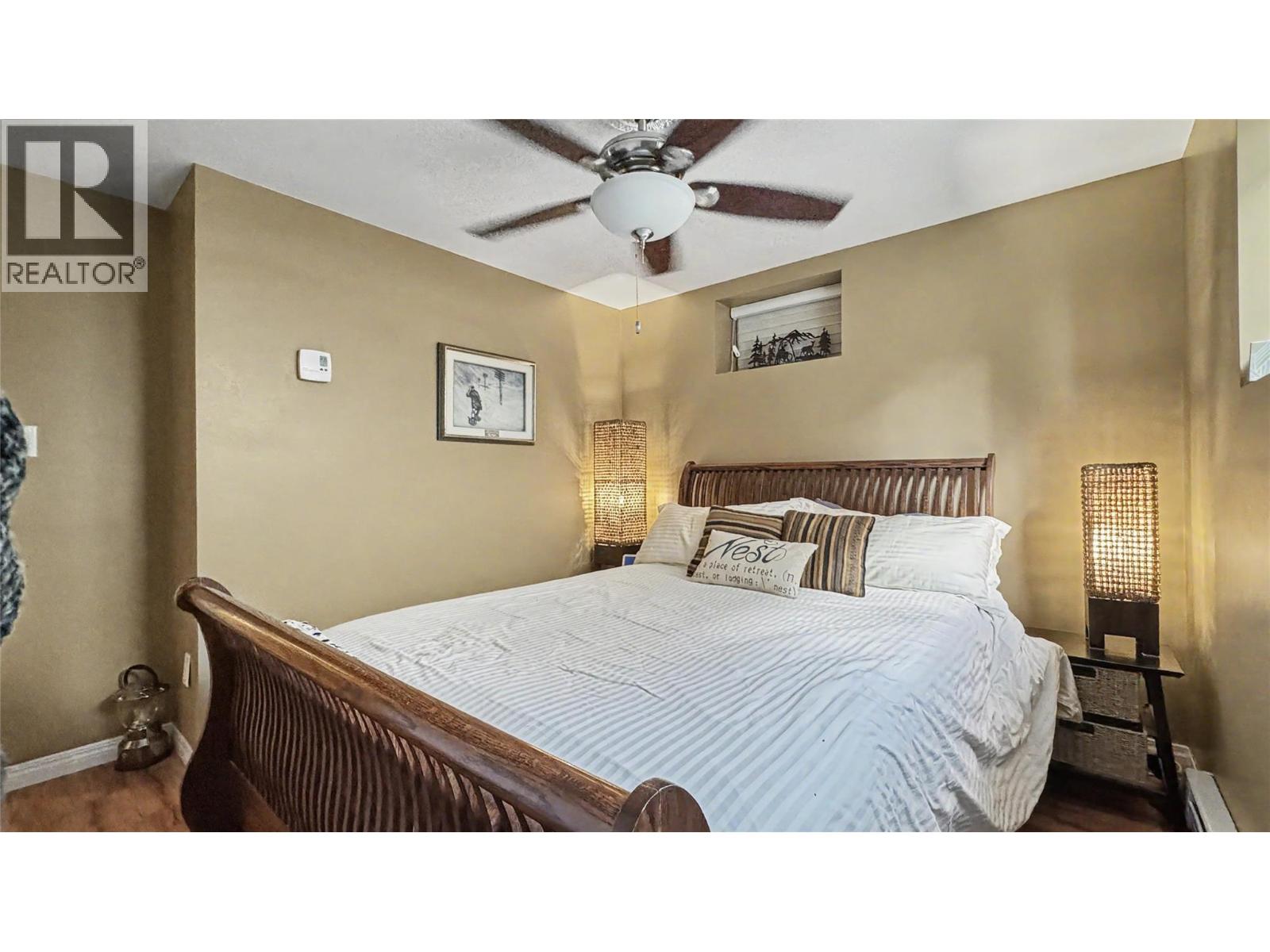 15 15th Avenue S - 30