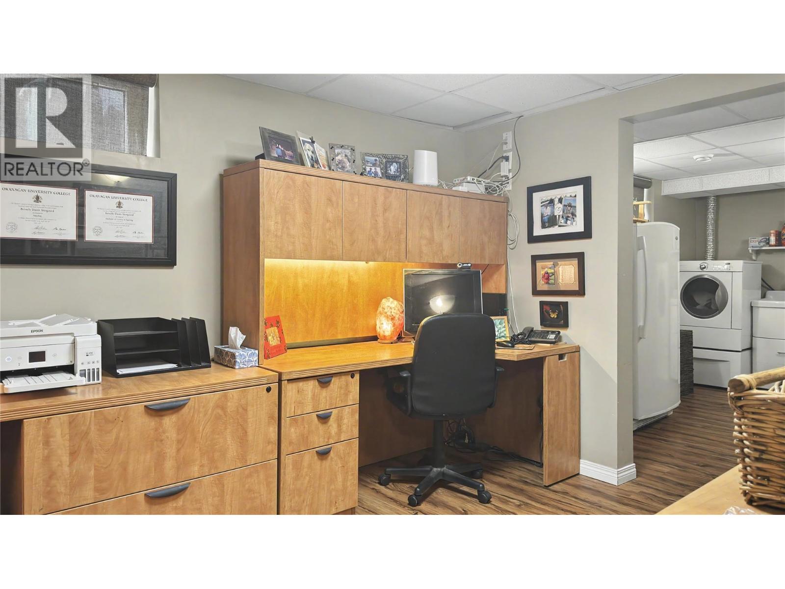 15 15th Avenue S - 28