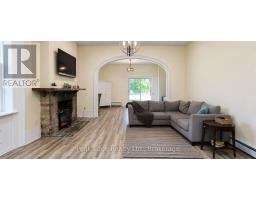 Family room - 4 George Street, Brockton, ON N0G2V0 Photo 8