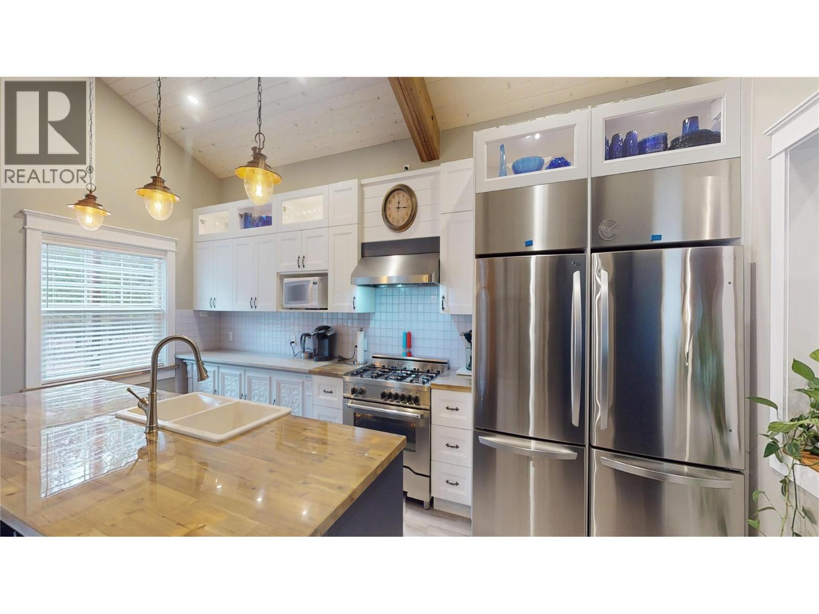 51 103 Avenue - 12