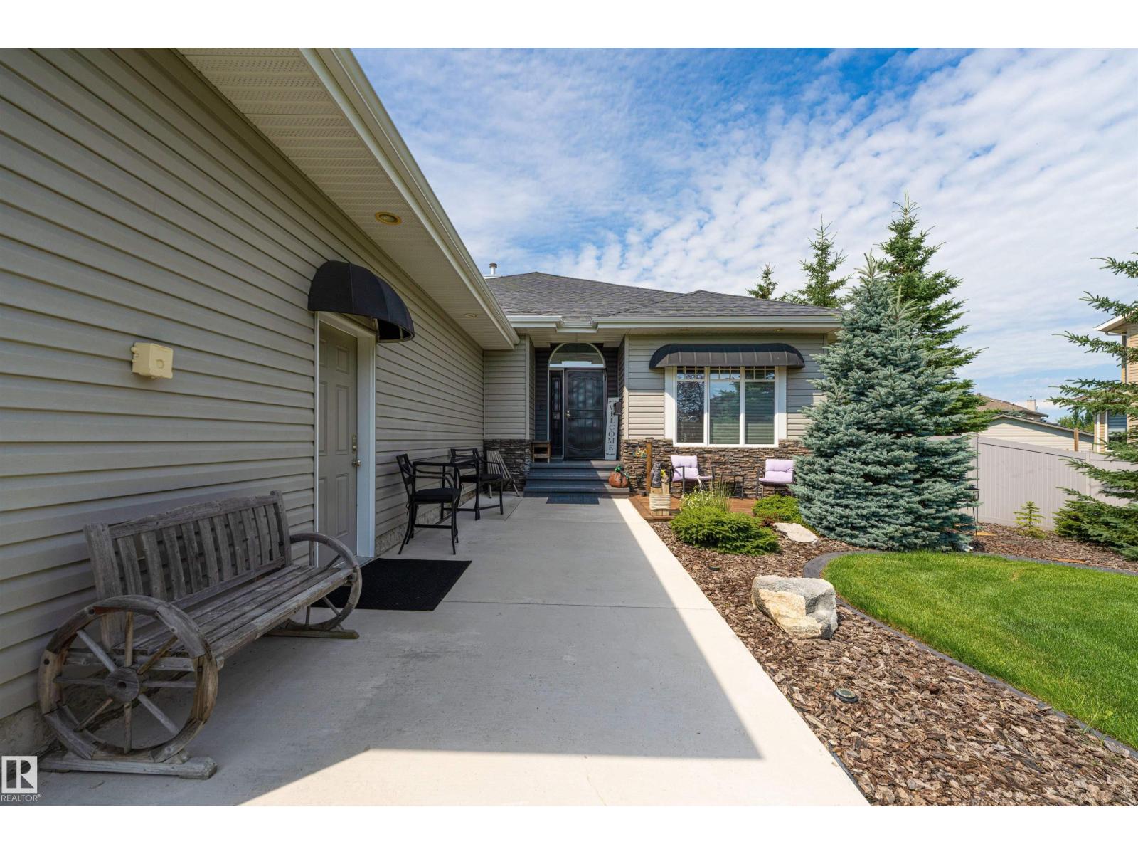156 GREENFIELD WY - 2