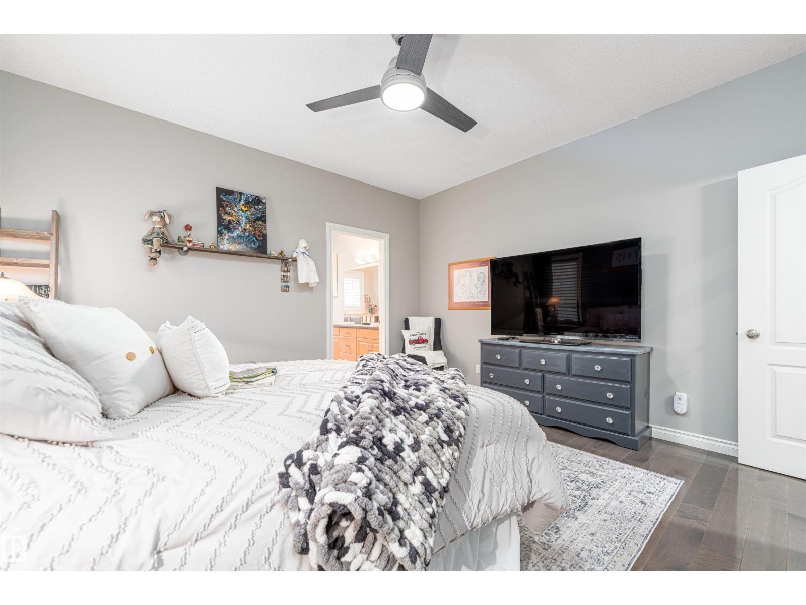 156 GREENFIELD WY - 22