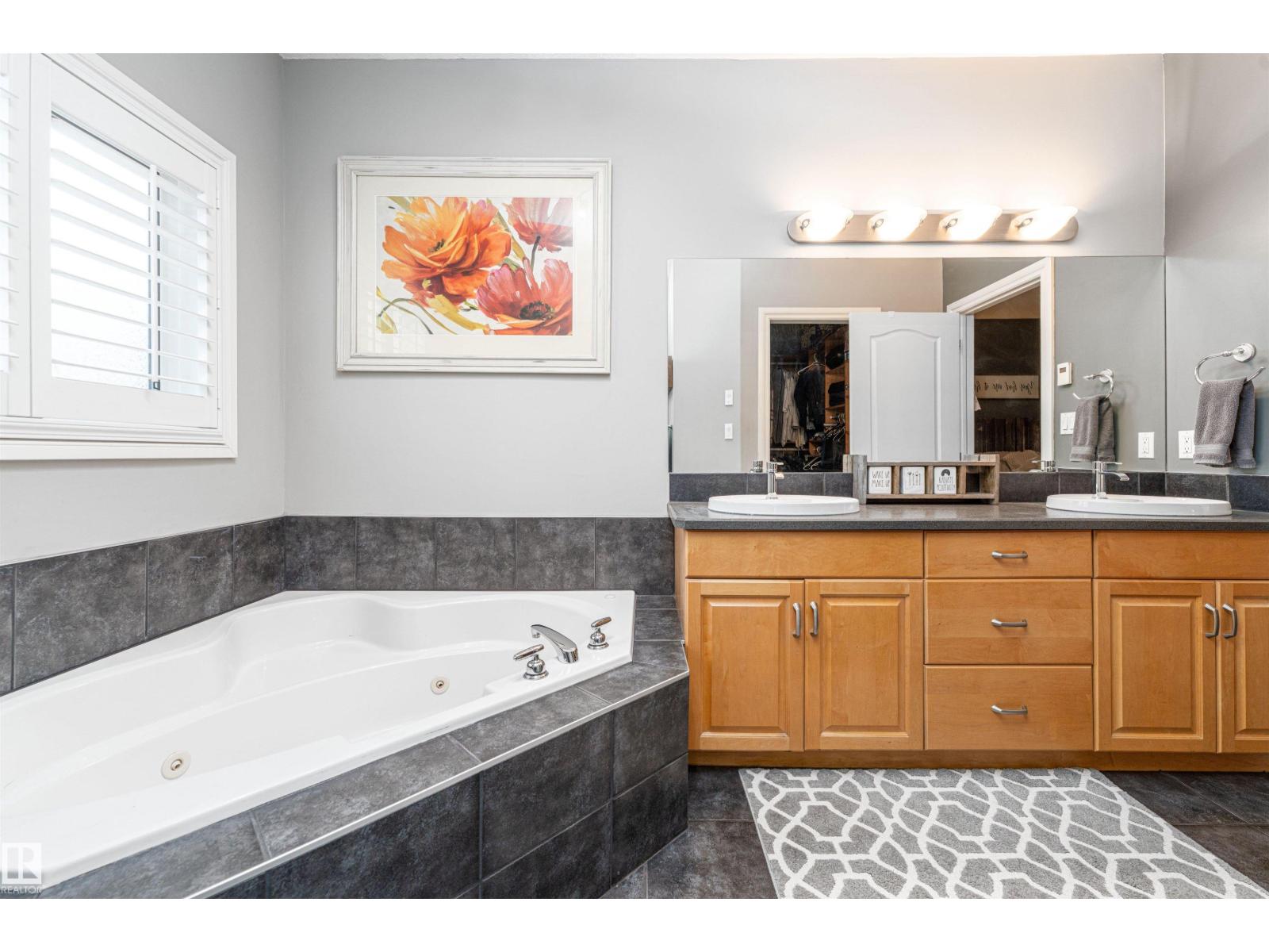 156 GREENFIELD WY - 26