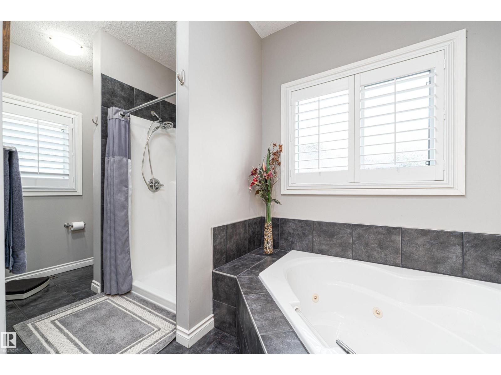 156 GREENFIELD WY - 27