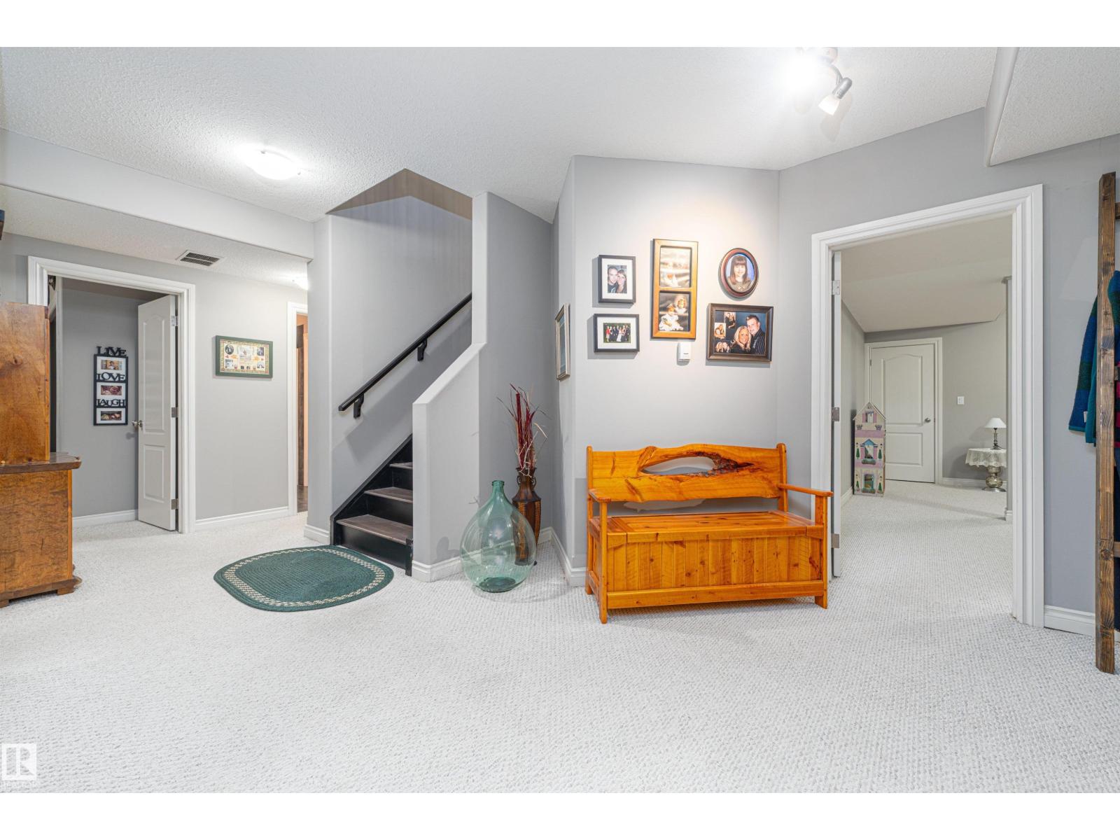 156 GREENFIELD WY - 33