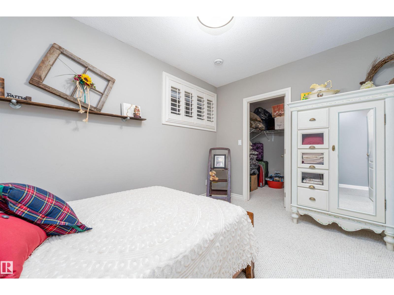 156 GREENFIELD WY - 42