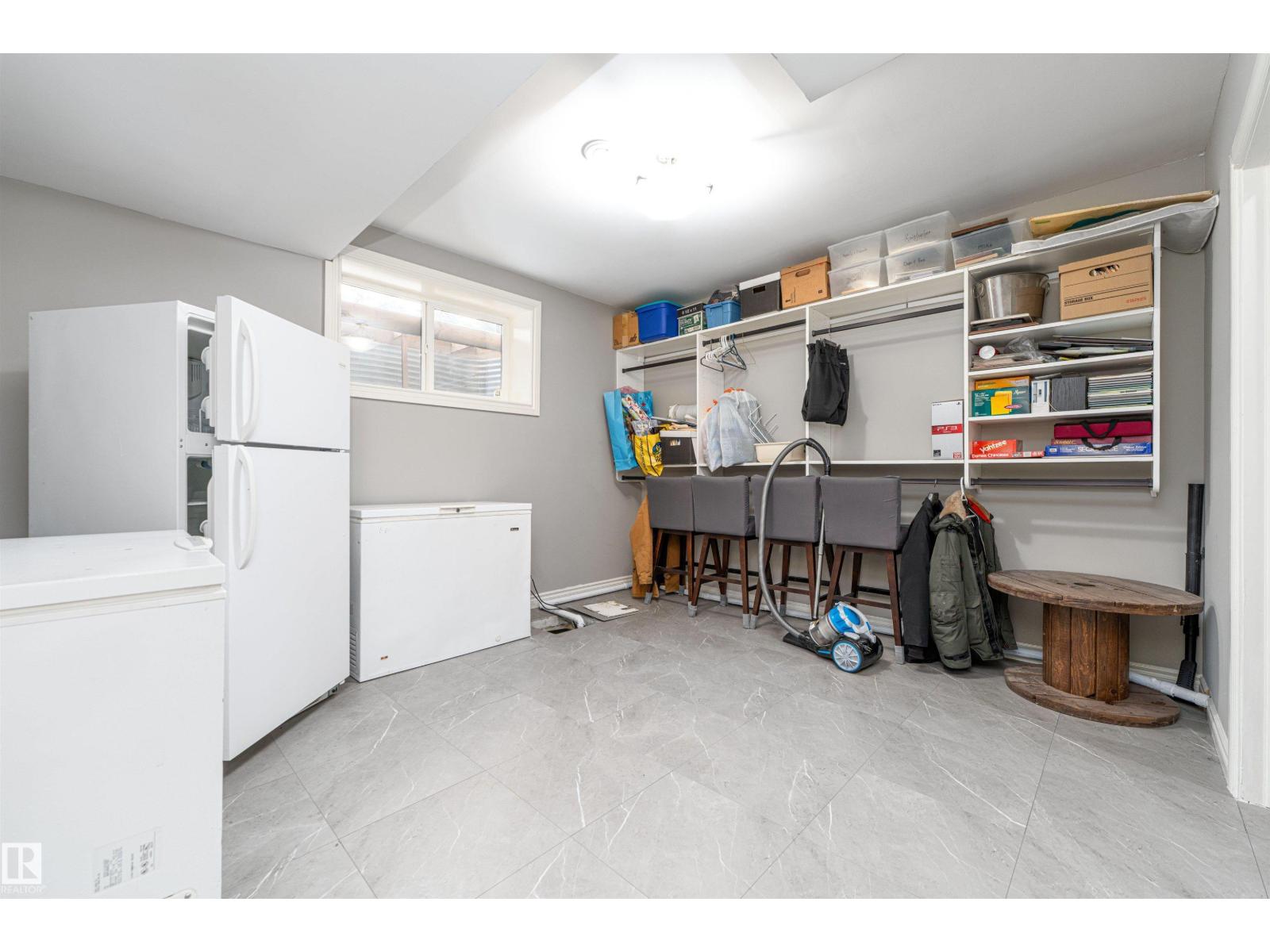 156 GREENFIELD WY - Image 43