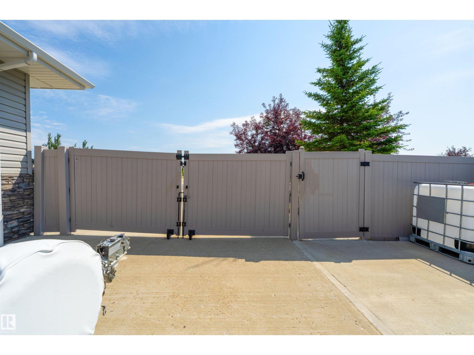 156 GREENFIELD WY - 61