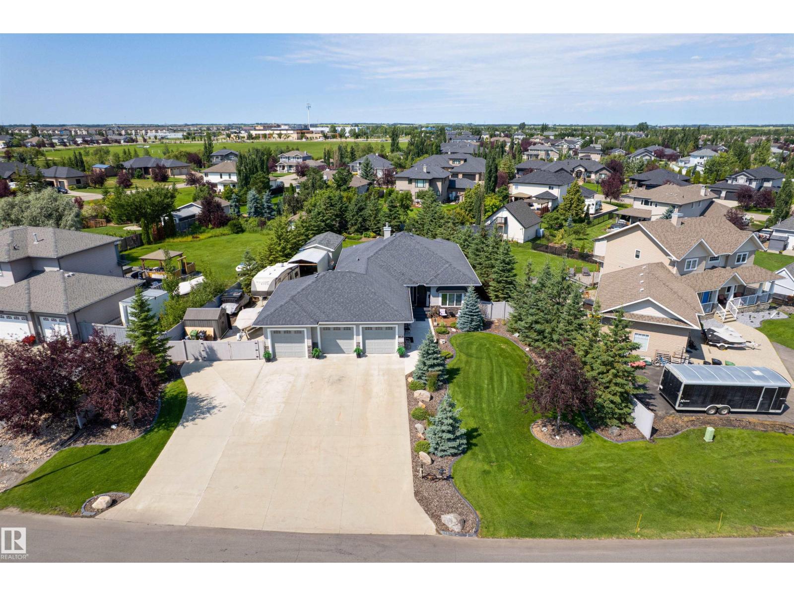 156 GREENFIELD WY - 72