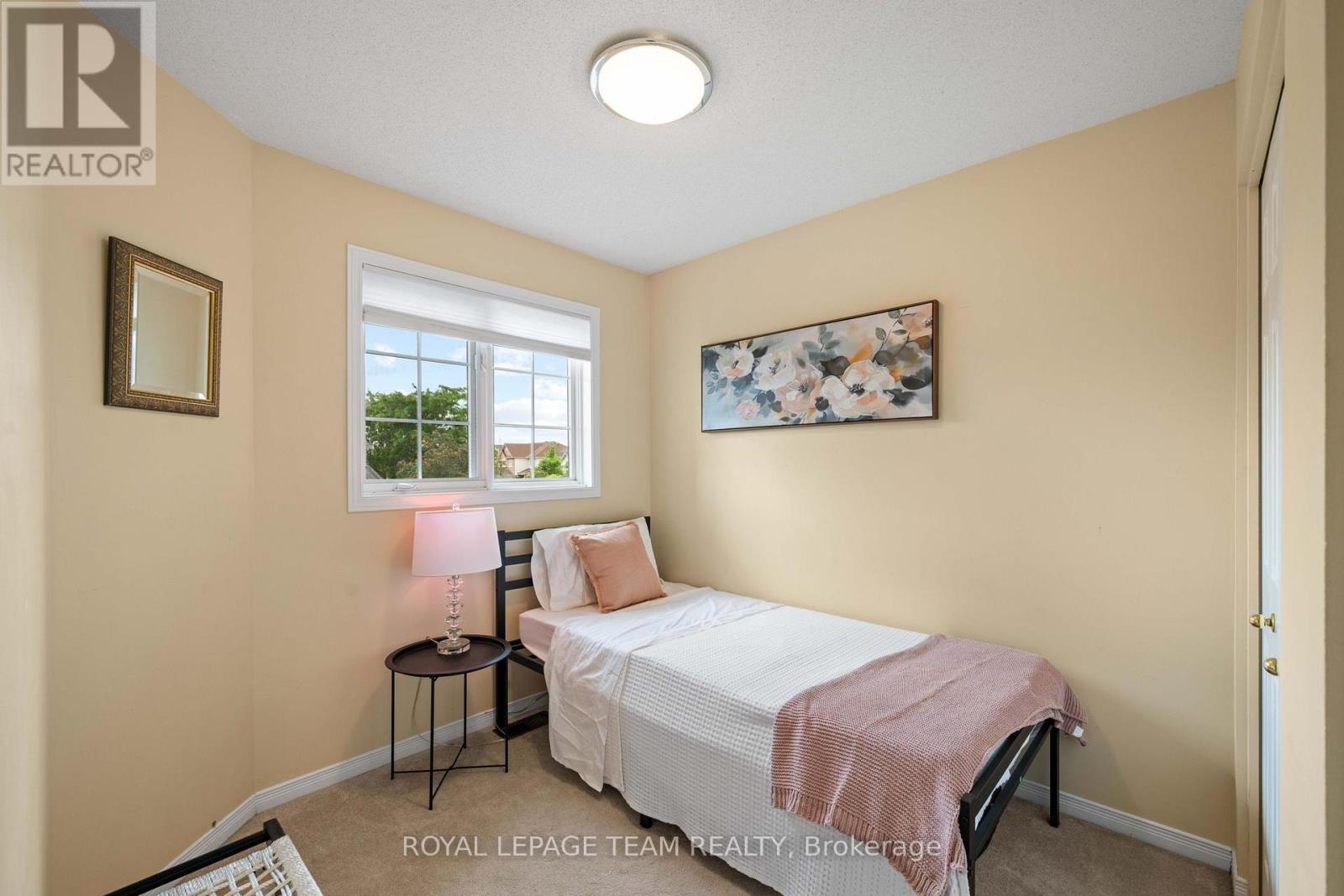 6 FOLISON STREET - Image 17
