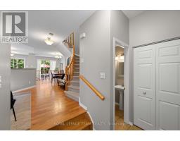 6 FOLISON STREET — photo 3