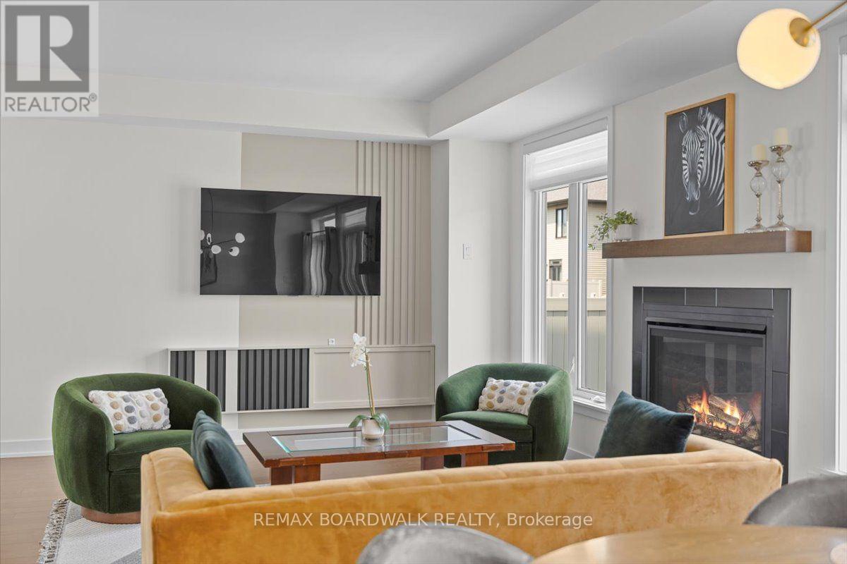 1027 HYDRANGEA AVENUE - Image 16