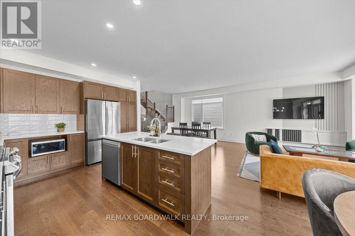 1027 HYDRANGEA AVENUE - Image 23