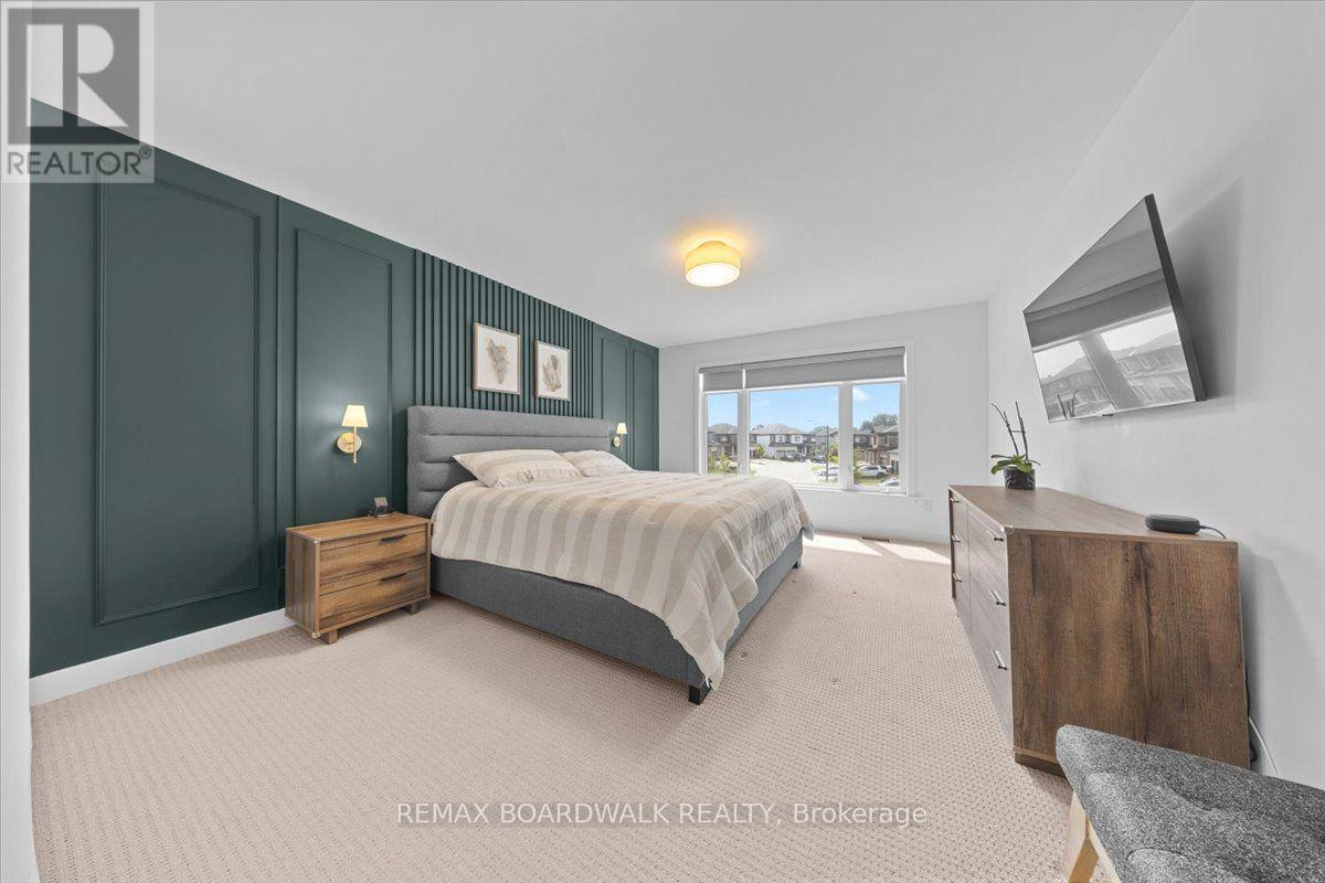 1027 HYDRANGEA AVENUE - 30