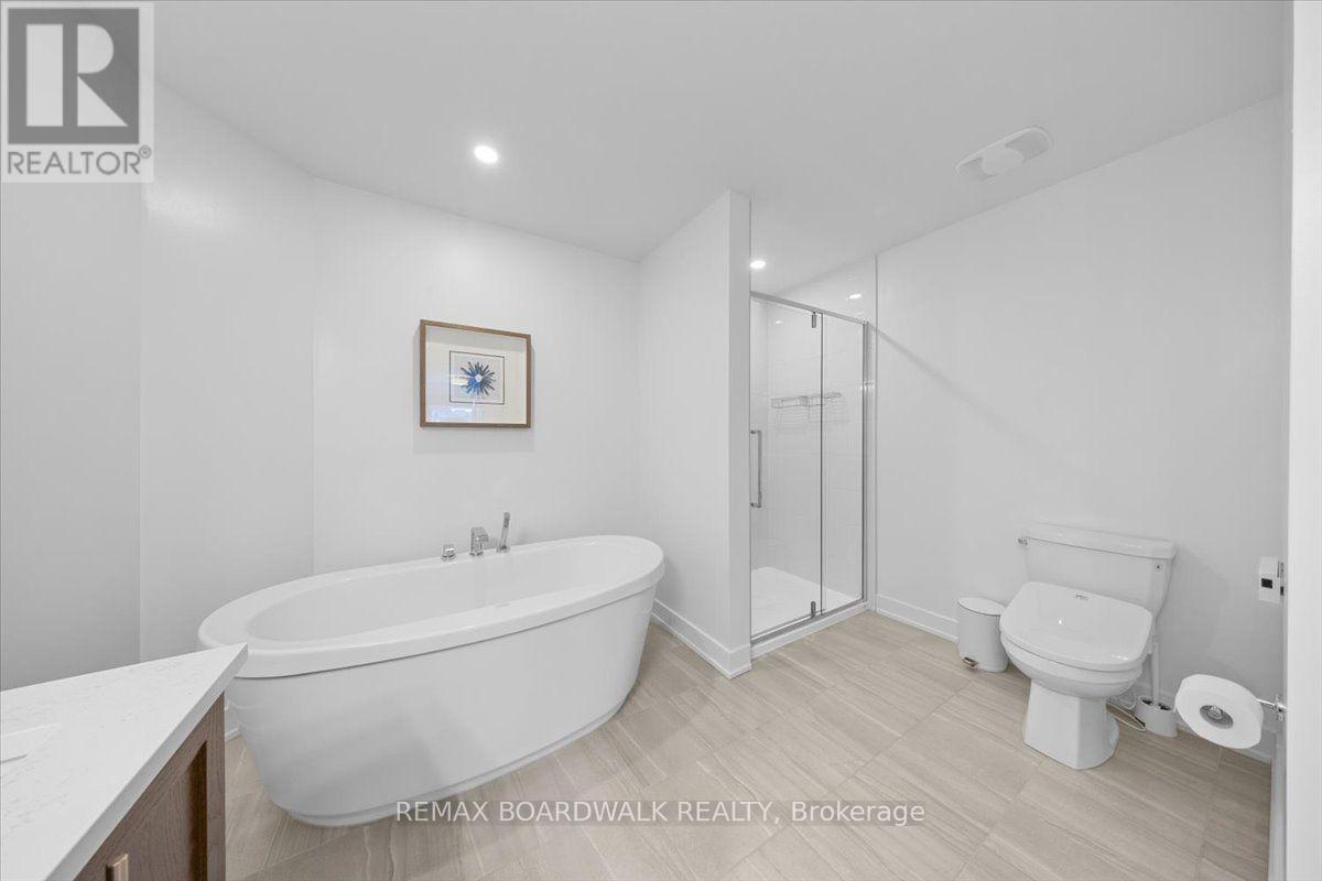 1027 HYDRANGEA AVENUE - 34