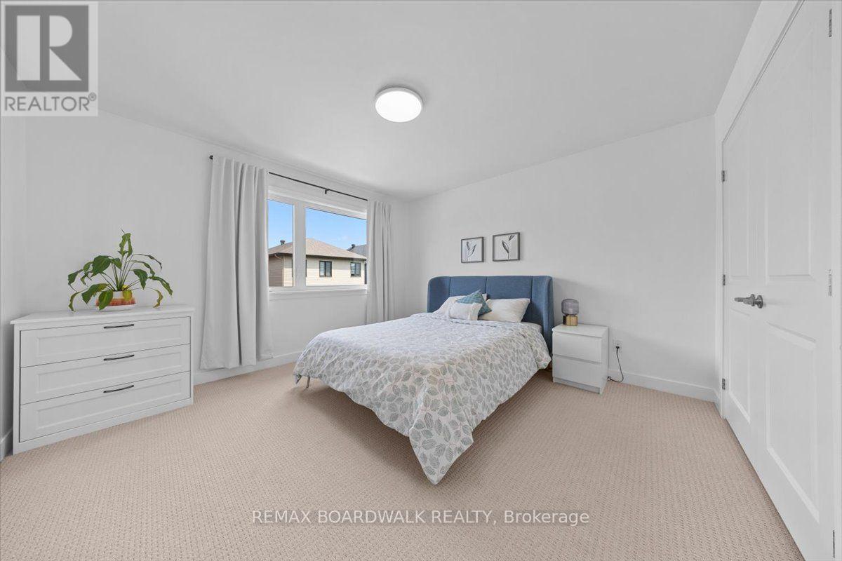1027 HYDRANGEA AVENUE - Image 35