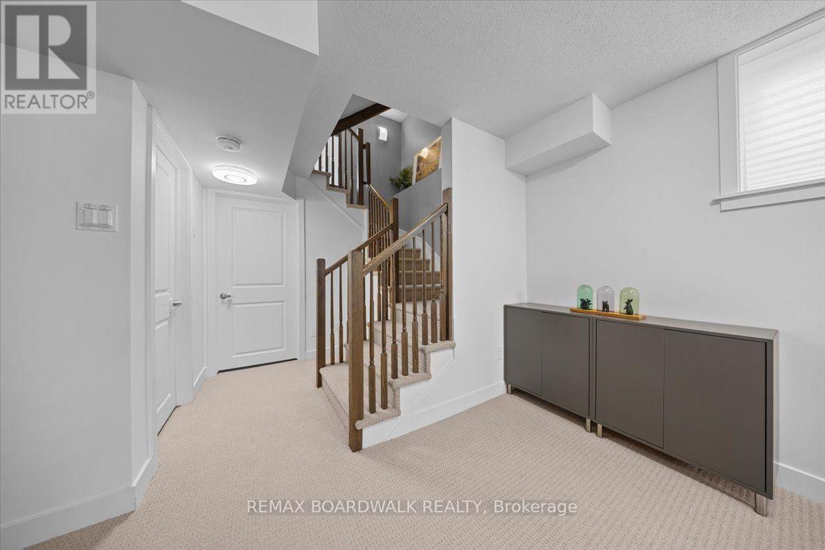 1027 HYDRANGEA AVENUE - Image 40