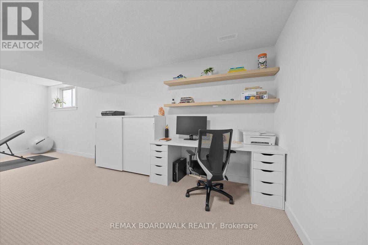 1027 HYDRANGEA AVENUE - Image 43