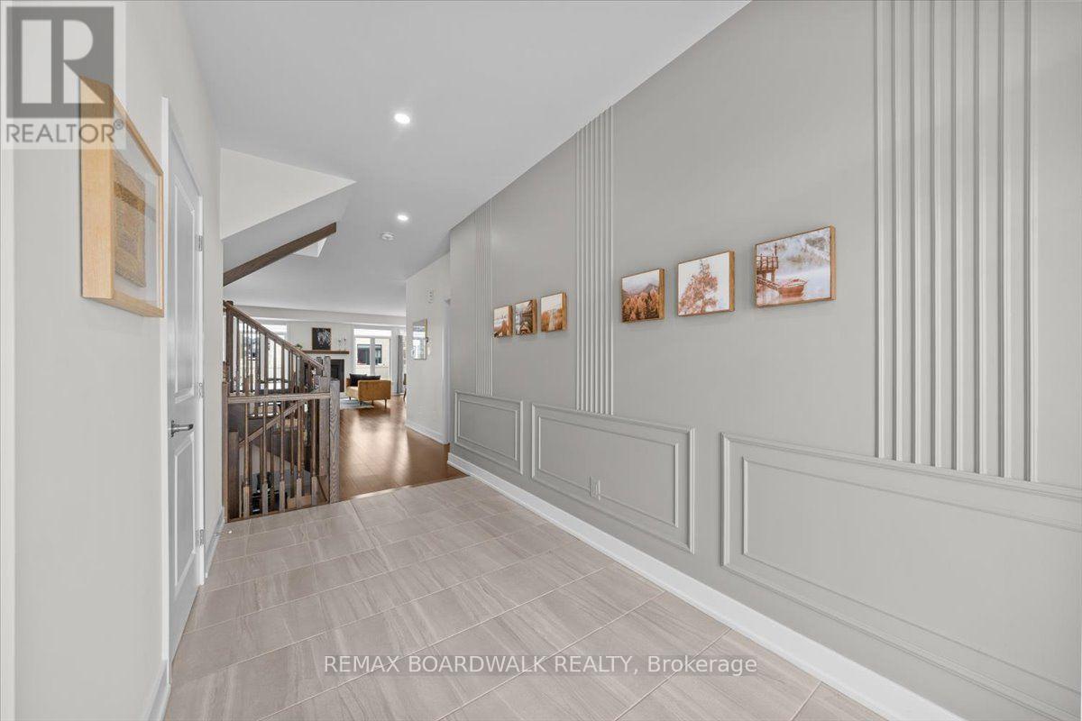 1027 HYDRANGEA AVENUE - 8