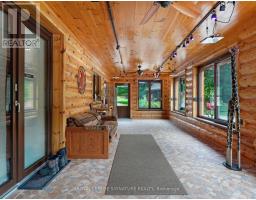 1064 Omagaki Road N, Minden Hills, ON K0M2K0 Photo 11