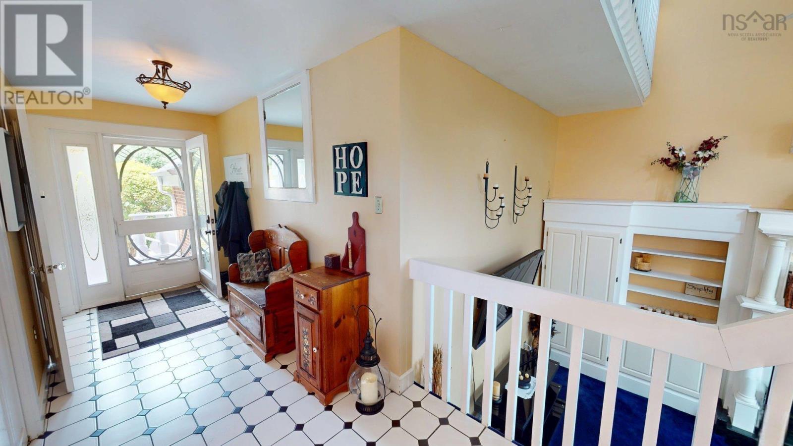 Property 23 of 49 of 8 Glen Manor Drive